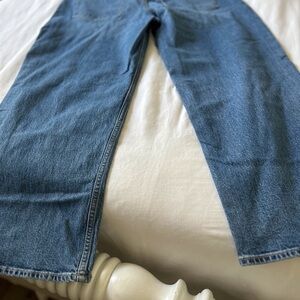 Old Navy Women's Mid Rise Wide Leg Jeans.  Size 14P